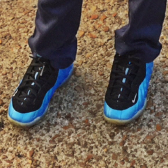 foamposites black blue