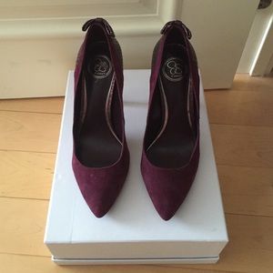 Jessica Simpson heels pumps