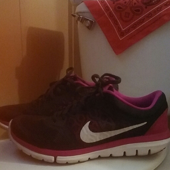 Nike fitsole grey pink and purple