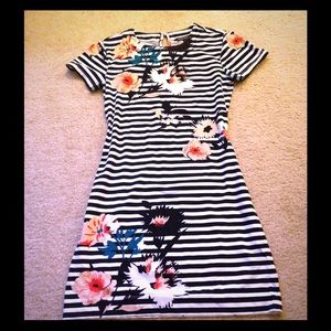 Floral printed dress