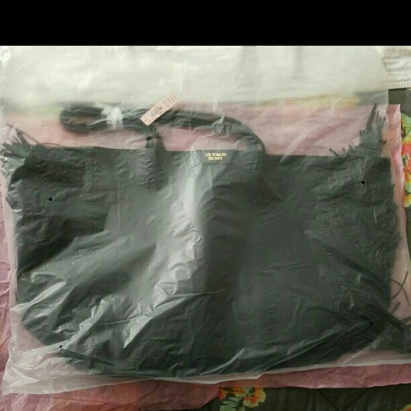 FREE VICTORIA'S SECRET black fringe tote w/$60 - Picture 2 of 3