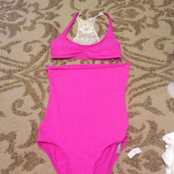 Adorable 2 piece bathing suit