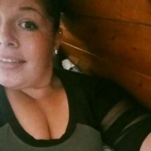 Meet your Posher, Katelynn