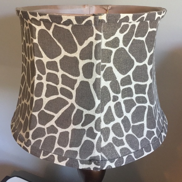 Giraffe Print Lamp Shade - Picture 4 of 4