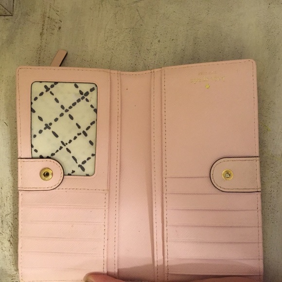 Kate Spade Wallet - Picture 2 of 2