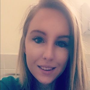 Meet your Posher, Halley