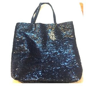 ✨✨Victoria's Secret sequin bag✨✨