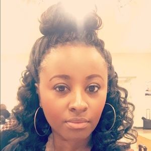 Meet your Posher, Sandra