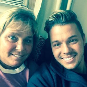 Meet your Posher, Roxanne