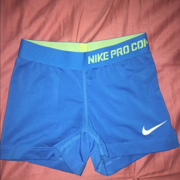 NIKE pro combat tight shorts- women's