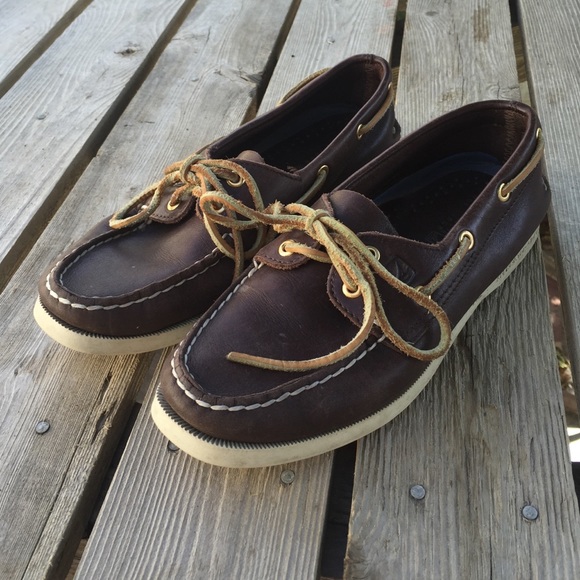 Sperry Shoes - Genuine Leather Sperry Boat Shoes!!