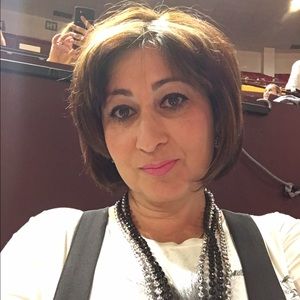 Meet your Posher, Bella