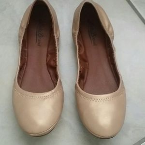 Lucky brand rose cream ballet flats 9.5