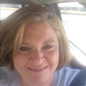 Meet your Posher, Angie