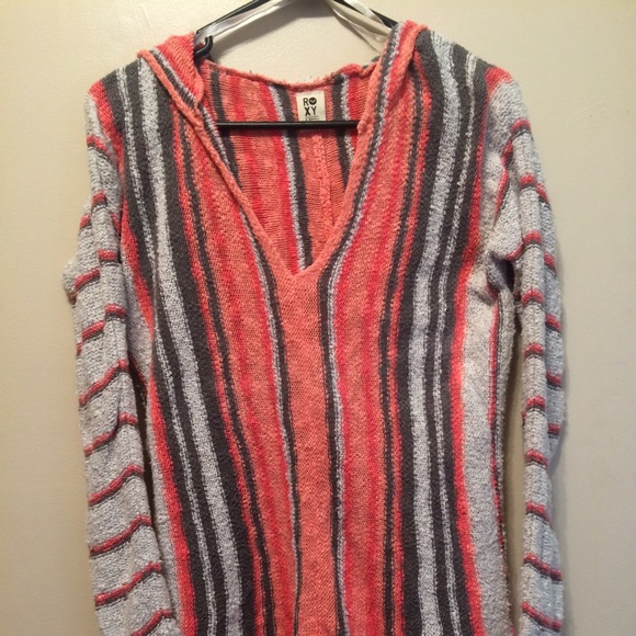 V-neck Roxy Hooded Pullover