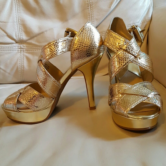 Michael Kors Penelope X Strap