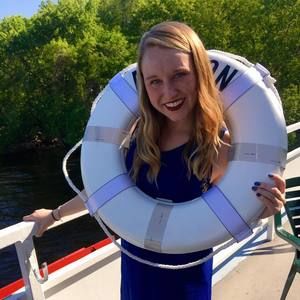 Meet your Posher, Paige