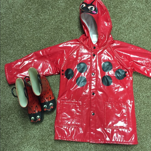 Western Chief Other - Ladybug rain coat size 4t rain boots 9/10