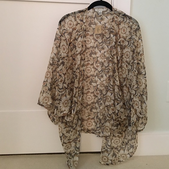 American Eagle Outfitters Kimono