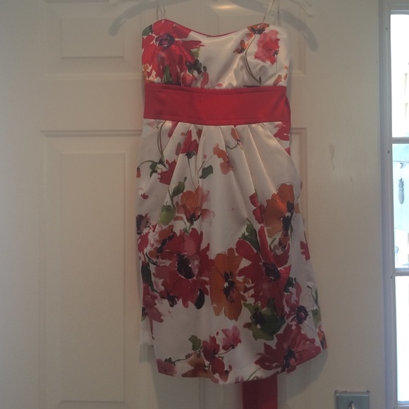 Strapless floral red bow dress