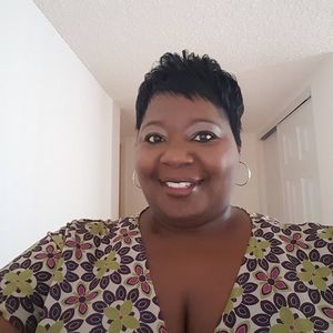 Meet your Posher, Rhonda