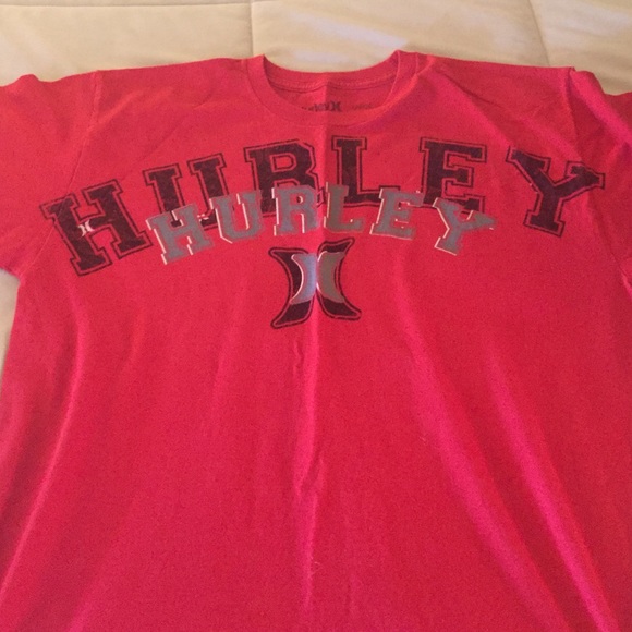 Hurley red t shirt large