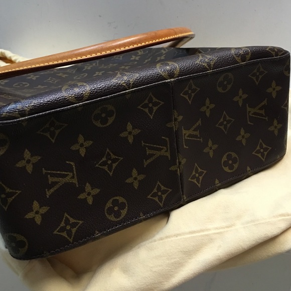 Louis Vuitton GM Looping Bag - Picture 3 of 3