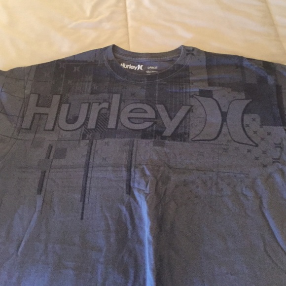 Hurley dark grey t shirt large