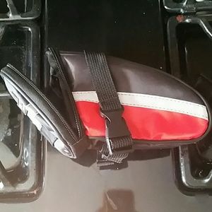 Bike bag for under the seat