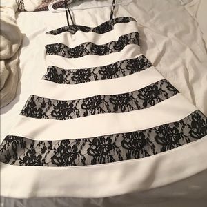 Guess Strapless Black/White Dress