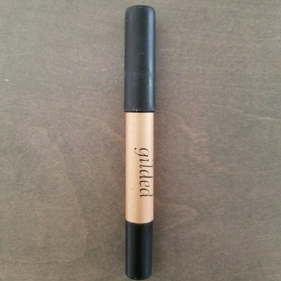 Benefit Gilded highlighting crayon