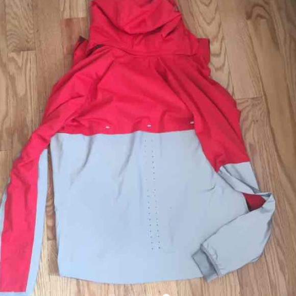Nike windbreaker - Picture 3 of 3