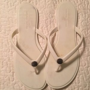 Antonio Melani flip flops!