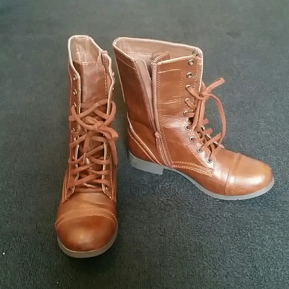 Brown zipper sides with lace up Boots