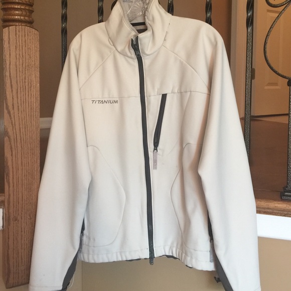 Columbia lines and water resistant jacket
