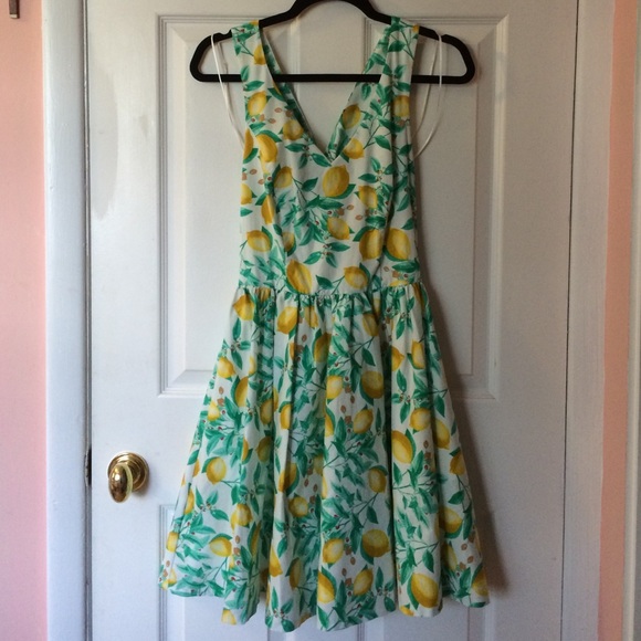 Elle lemon dress