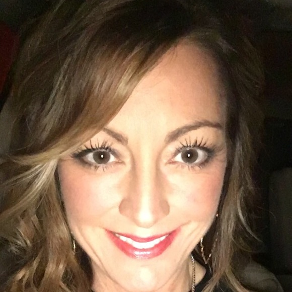 Meet your Posher, Bonnie