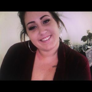 Meet your Posher, Kaitlyn