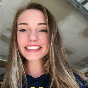 Meet your Posher, Maddie