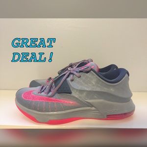 Men's Grey Nike KD 7's Basketball Shoe