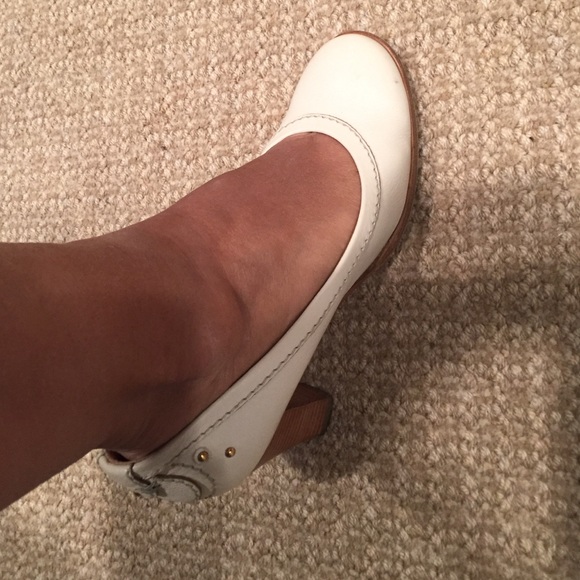Chloe cream pumps - Picture 2 of 4