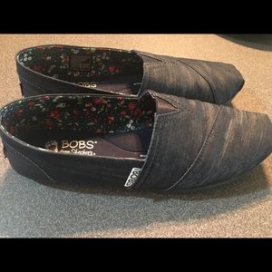 Bobs by Skechers Size 8 Denim Colored Slip-Ons!