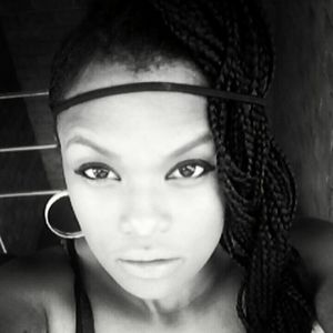 Meet your Posher, Khadajia