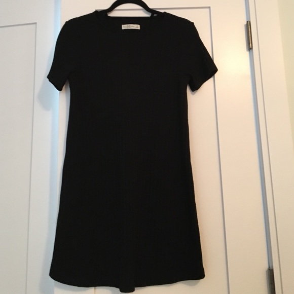 Black tee dress