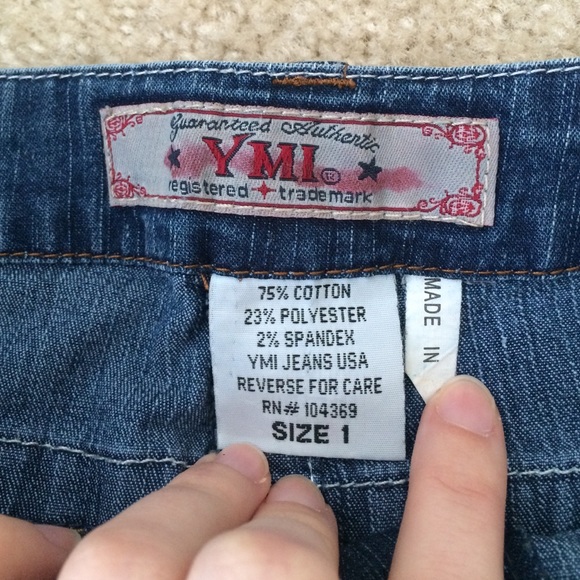 🍍YMI Jean Skirt with Black Lace Hem Size 1 - Picture 2 of 4