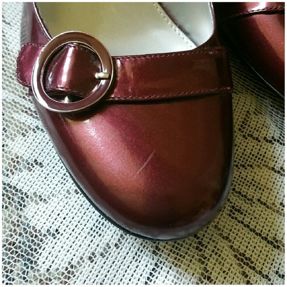 *BUNDLE *2 PAIRS OF BANDOLINO HEELS - Picture 4 of 4