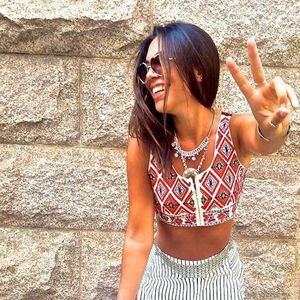 Meet your Posher, Ali