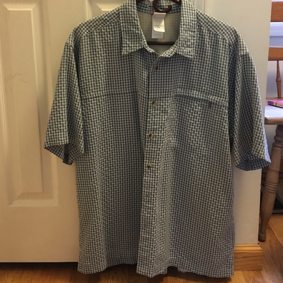 North face men's button down top!