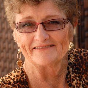 Meet your Posher, Suzanne