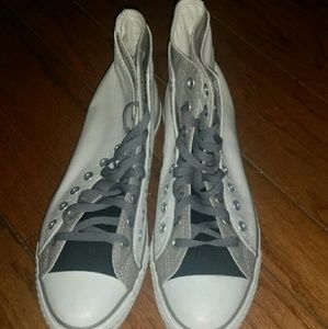 Converse All Star Sneakers.